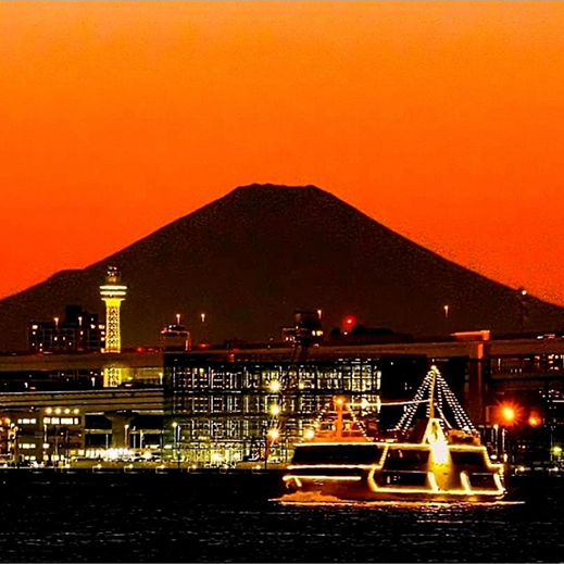 夜にあらわれる光の横浜〈ヨルノヨ2023〉 第1位 ミニミニオンさんの写真